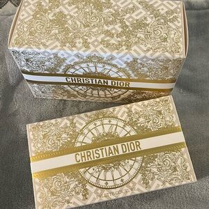 **Elegant Dior Boxes for Sale**